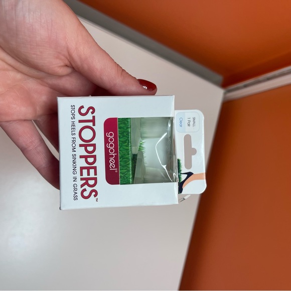 GoGoHeel STOPPERS Heel Protectors - Stops Sinking into Grass (X-Small) - Picture 8 of 13